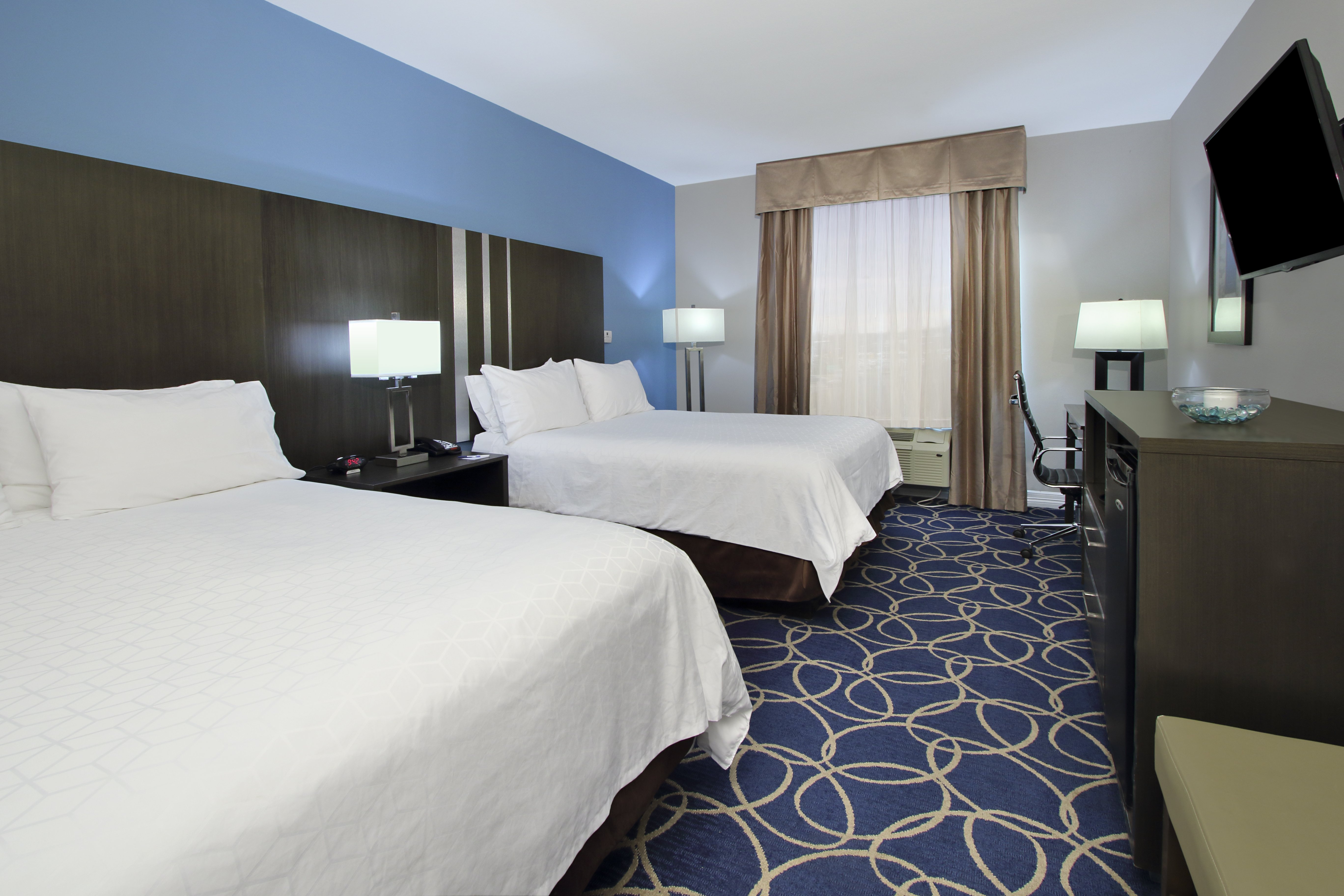 Holiday Inn Express and Suites Houston North - IAH Area, an Ihg Hotel