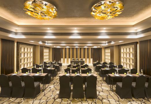 2. 래디슨 블루 고..