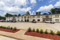 Scottish Inn and Suites Tomball - Hot Tub