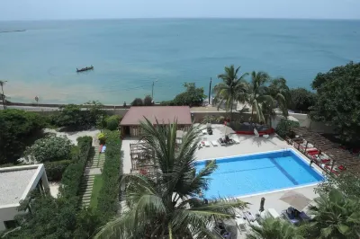 Hôtel Novotel Dakar Hôtels à proximité de : Mosquée Imam Malick Malika Cité Sonatel