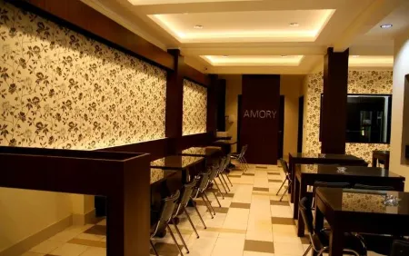 Amory Boutique Hotel Sumedang Отели рядом с достопримечательностью «Prabu Geusan Ulun Museum»