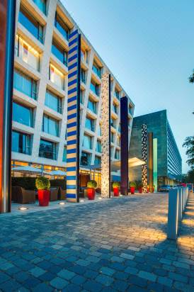 Radisson Blu Media Harbour Hotel Dusseldorf Room Reviews Photos Dusseldorf 2021 Deals Price Trip Com