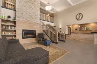 Country Inn & Suites by Radisson, Detroit Lakes, MN Hotels in Dunn Township