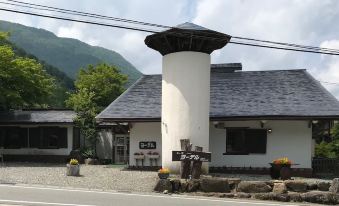 Shinnhodaka Onsen Pension Yodel