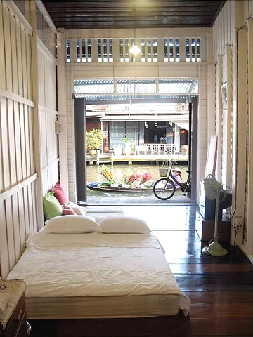 รูปภาพของเพลิณอัมพวา รีสอร์ท