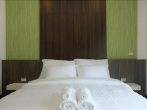 เฌิณ โรงแรมในอำเภอเมืองชัยนาท