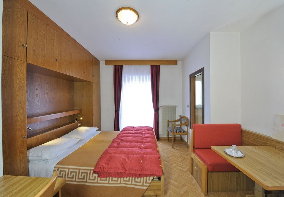 Hotel Cristallo-Vigo di Fassa Updated 2022 Room Price-Reviews & Deals |  Trip.com