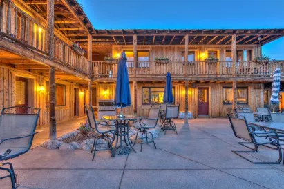 Grand View Mountain Lodge