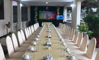 Huong Phong Hotel