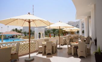 3. Liwa Hot..
