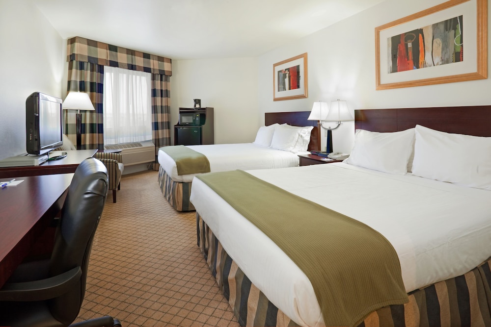 Holiday Inn Express Colorado Springs Airport, an Ihg Hotel