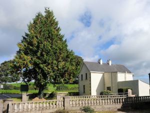 Garadice View Farm House - 6 Bed Accommodation