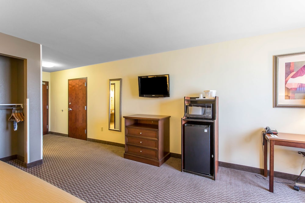 Comfort Inn & Suites Madisonville