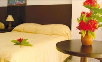 Beach House Puerta Del Sol Playa El Agua by Faranda - Housity