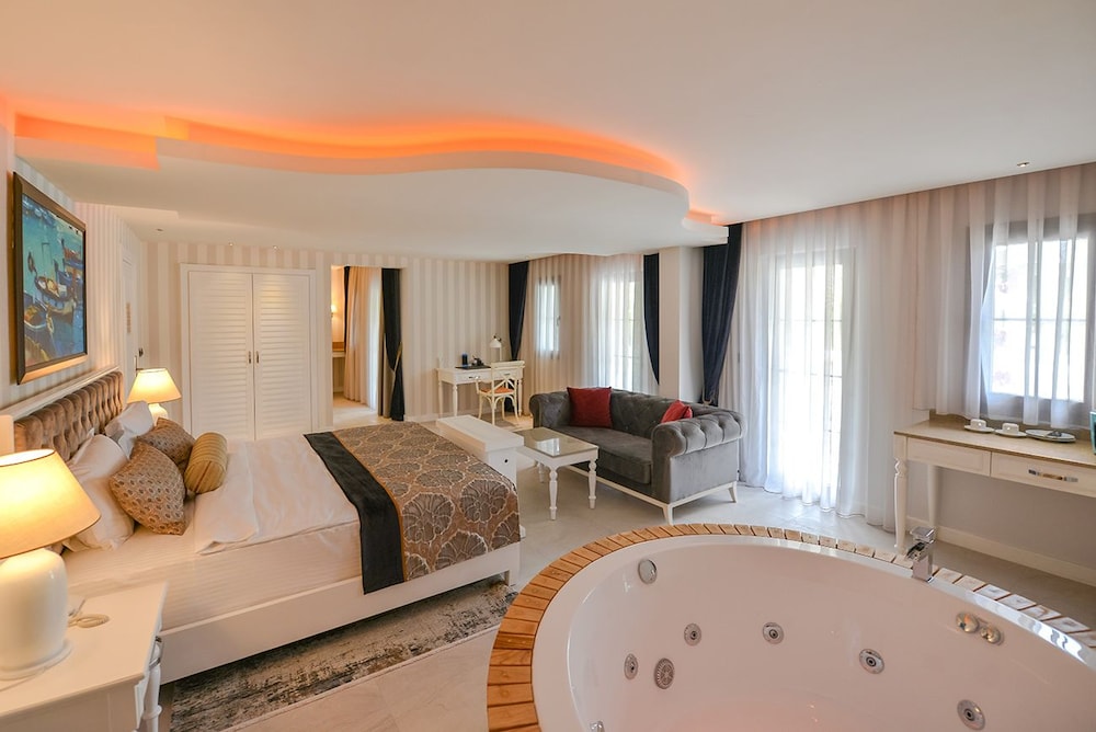 Salonika Suites