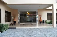 De Santos Hotel Hotels in Agege