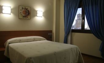 Hotel Zaravencia