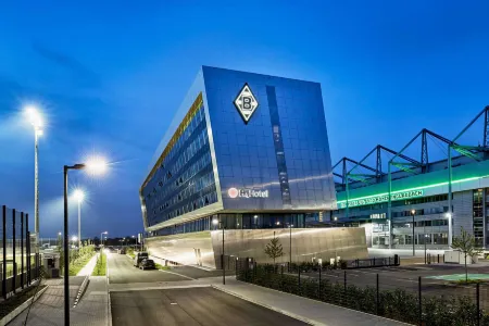 H4 Hotel Moenchengladbach im Borussia-Park Отели в г. Менхенгладбах