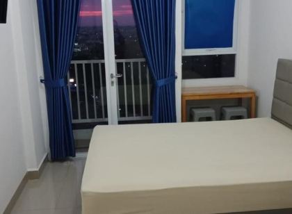 Comfy Smart TV Room at Apartemen Poris 88