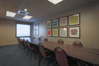 Holiday Inn Express & Suites Reading Airport Hotels in Spring Ridge