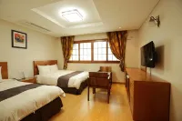 Jeju Parkside Tourist Hotel