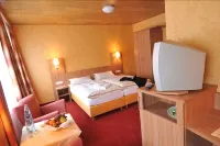 Hotel Central Các khách sạn ở Heringhausen