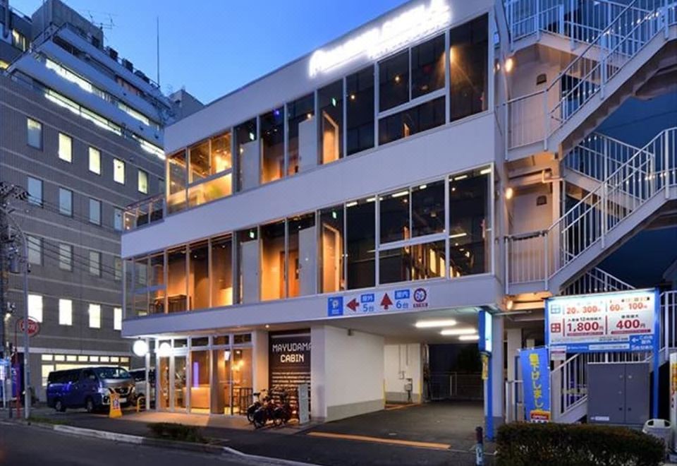 캡슐 호텔 내부