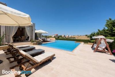 Outdoor Swimming Pool #Luxlikehome - Villa Sanni La Stella Photo