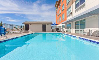 Holiday Inn Express & Suites Moses Lake