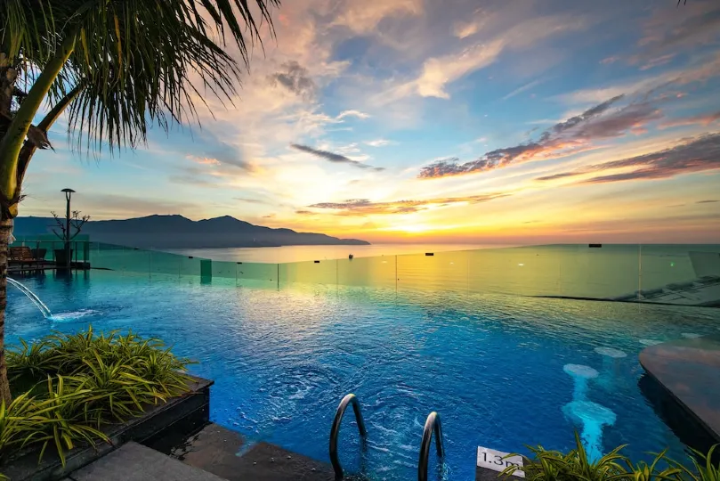 Khách sạn Sala Danang Beach