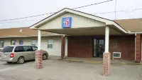 Motel 6 Cameron, MO