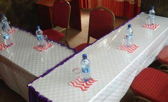 Suitetrails - County Comfort Hotel