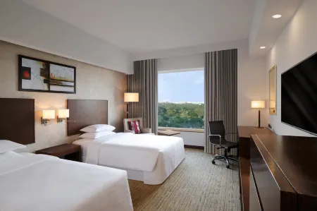 Four Points by Sheraton Hotel & Serviced Apartments, Pune