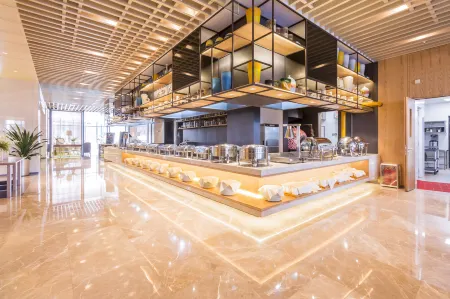 Yinbao Jianguo Hotel Отели рядом с достопримечательностью «Jingxi Wulituo Folk-custom Exhibition Hall»