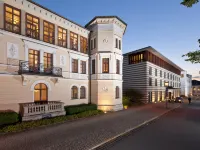 هوتل دورينت آم جويثبارك فايمار Hotels near متحف نحلة