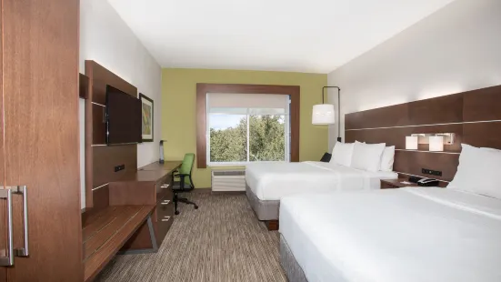 Holiday Inn Express & Suites Sterling