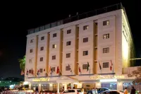 Ascot Hotel Hotel di Al Rifa