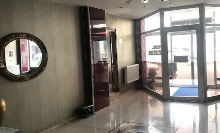 Hotel Azer - Housity