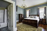 Fort Conde Inn - Mobile Hotel dekat Gulf Coast Exploreum Science Center