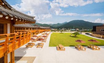 Gyeongju Yongjang Hanok Pension