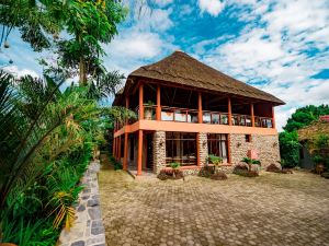 Tiloreza Volcanoes Ecolodge