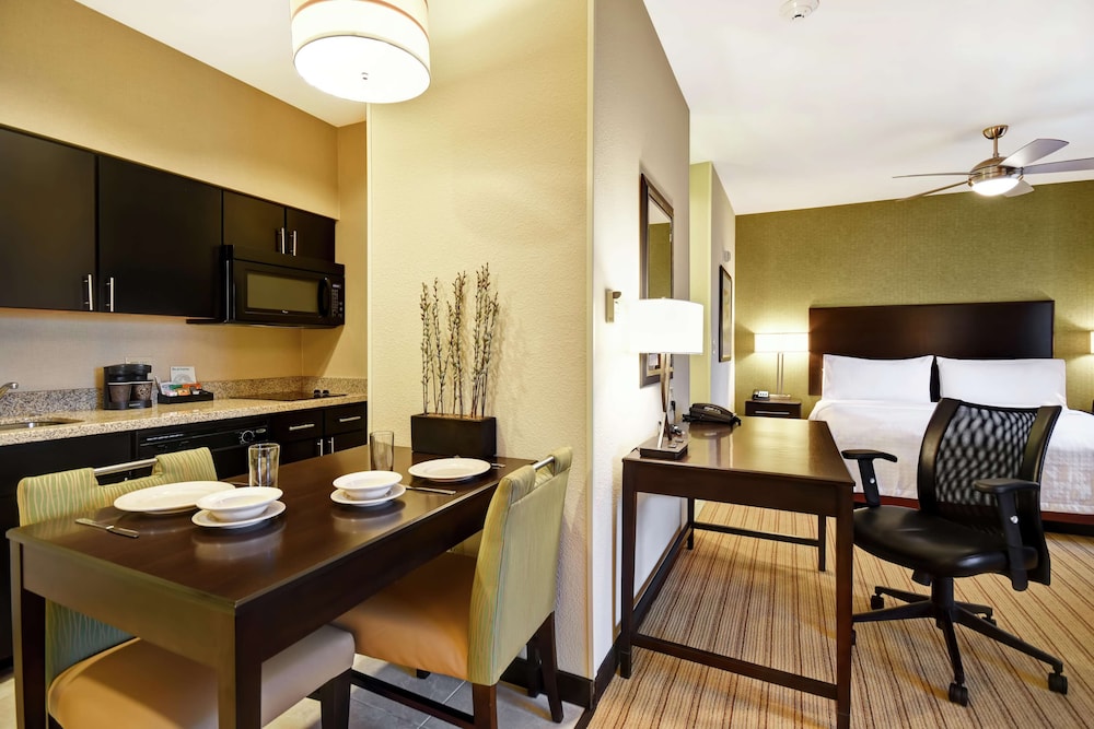 Homewood Suites by Hilton Fort Worth West at Cityview