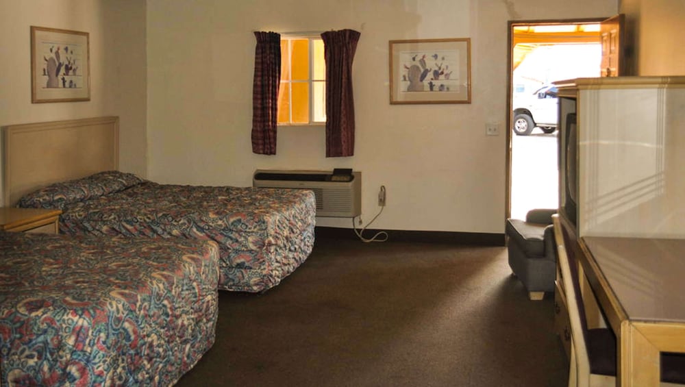 California Suites Motel