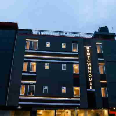 FabExpress PP Residency Hotel Exterior