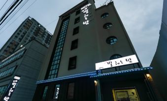 Sokcho Star Counting Motel