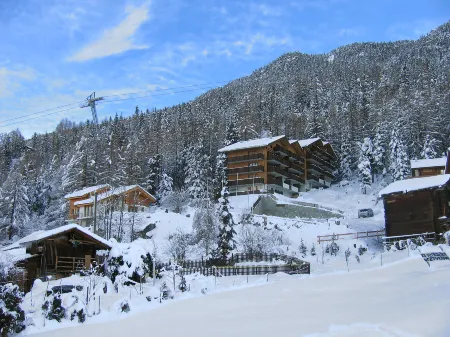 Gentiana (Utoring) Отели в г. Грэхен