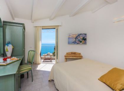 10 Best Hotels near Stefania Shoes, Amalfi 2022 | Trip.com