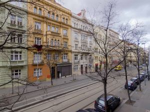 Charm Apts in Prague by Michal&Friends