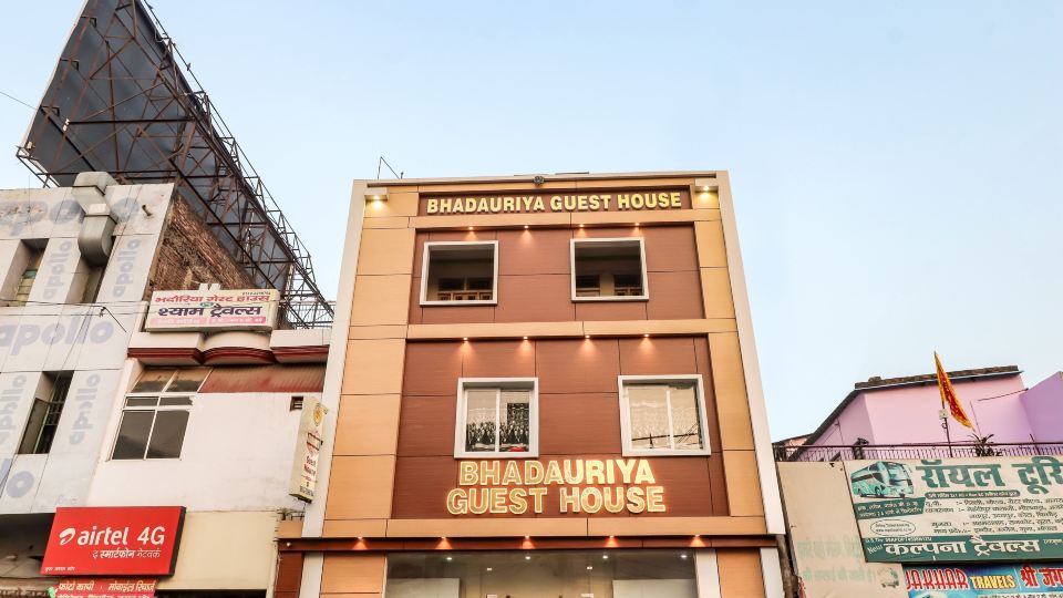 OYO 65728 Hotel Bhadauria