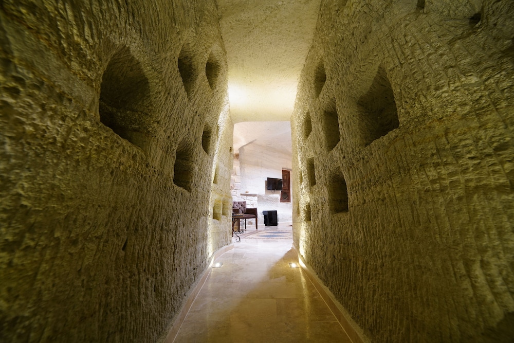 Panoramic Cave Hotel